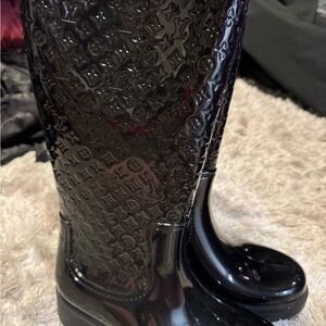 Louis Vuitton Black Women's rein Boots